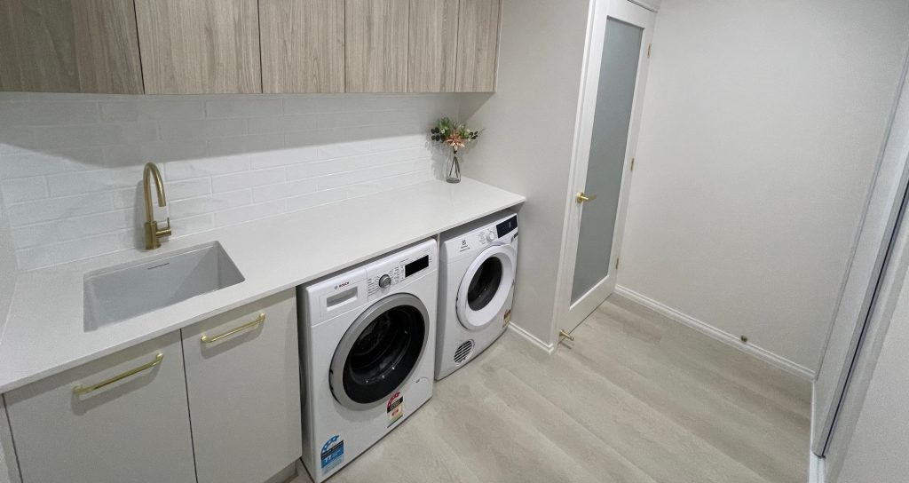 Laundry cabinetry