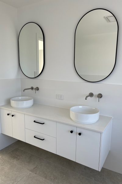 custom bathroom vanities brisbane